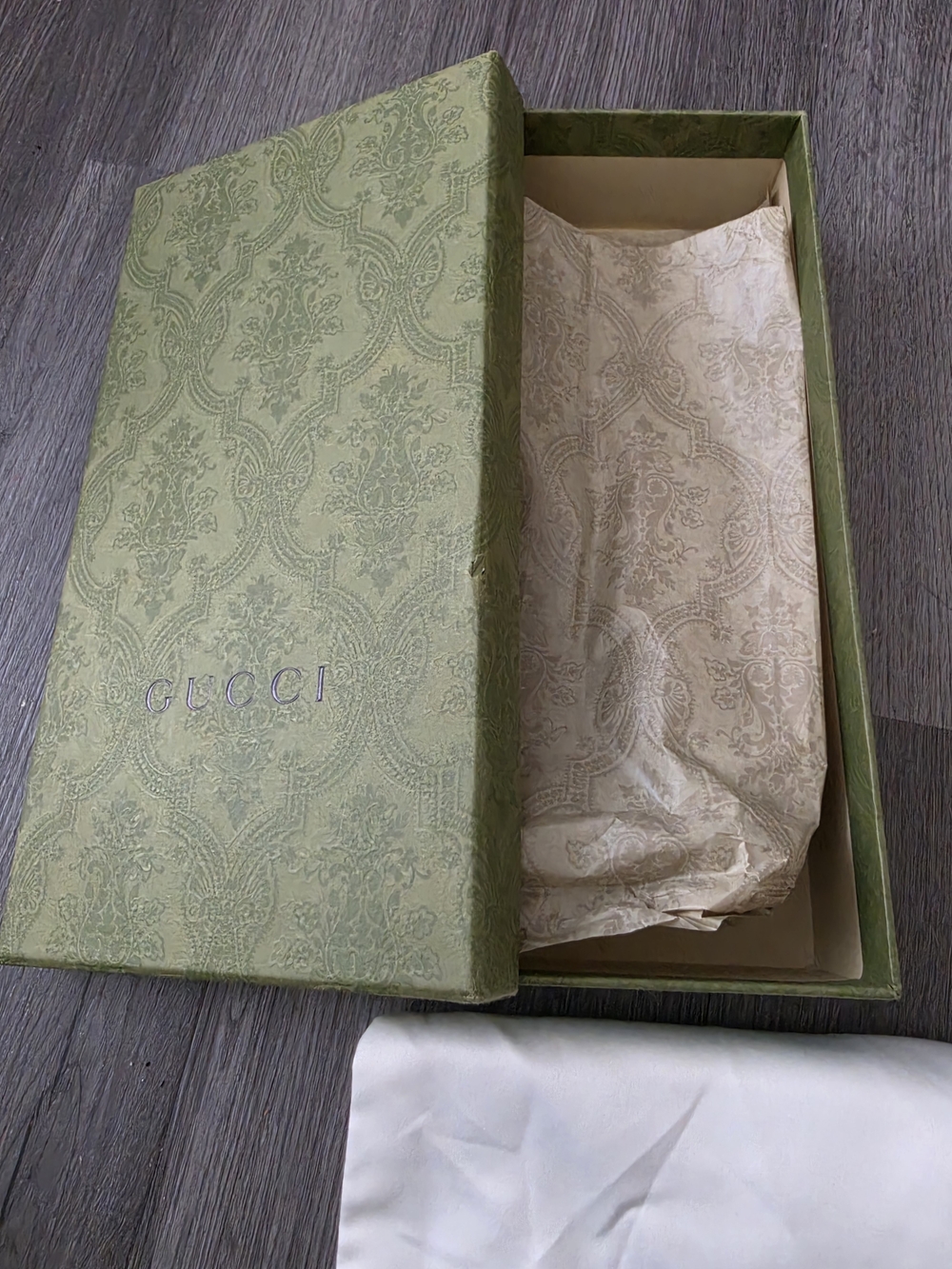 Gucci Suede Brown Wallet Clutch - Brown - Picture 15 of 16